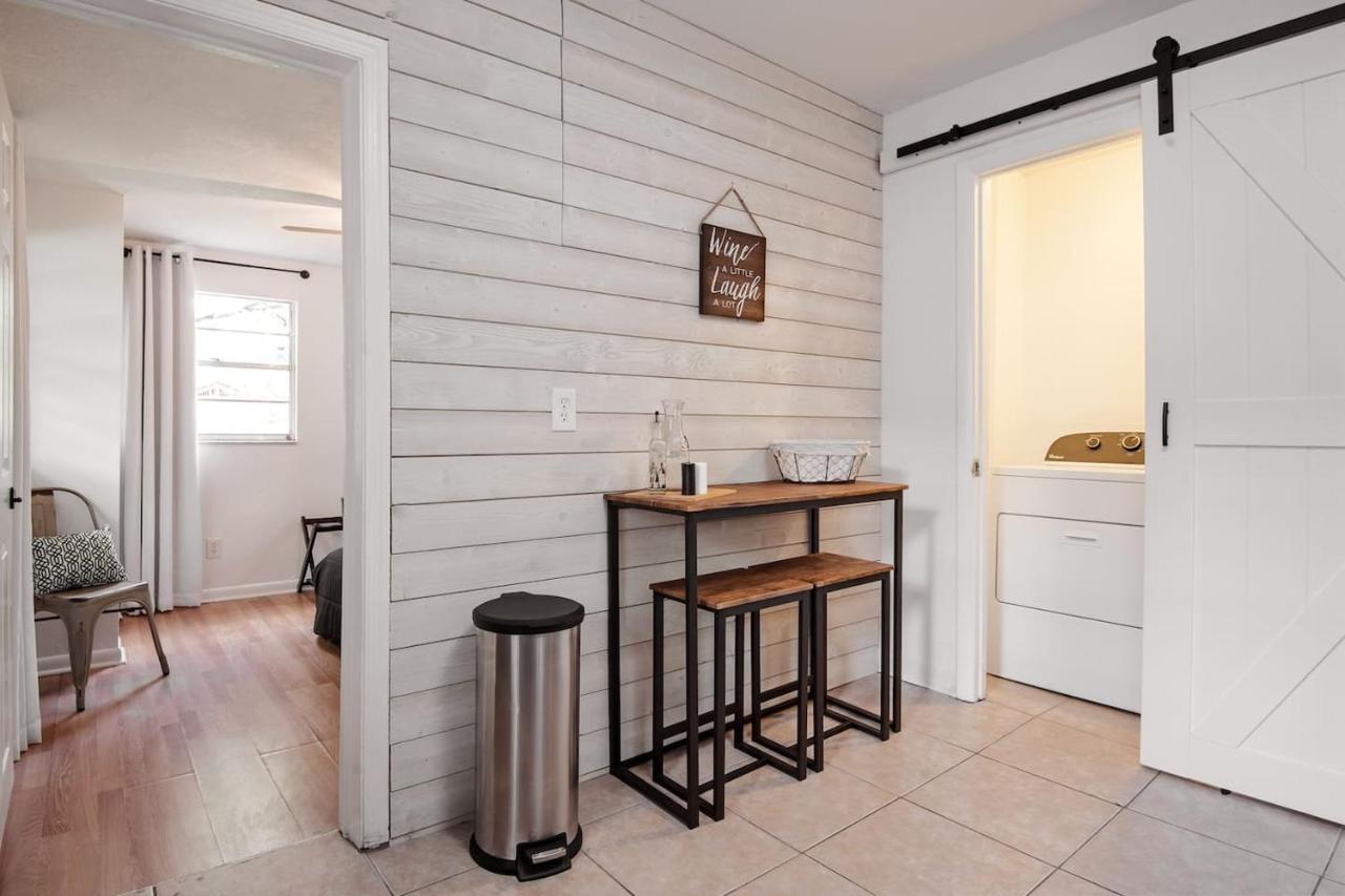 **Tampa Urban Convenience ** Villa Eksteriør bilde