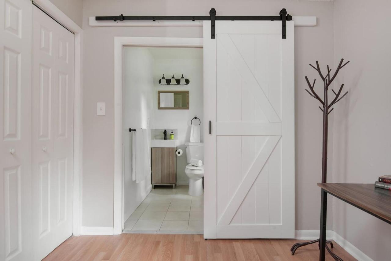 **Tampa Urban Convenience ** Villa Eksteriør bilde